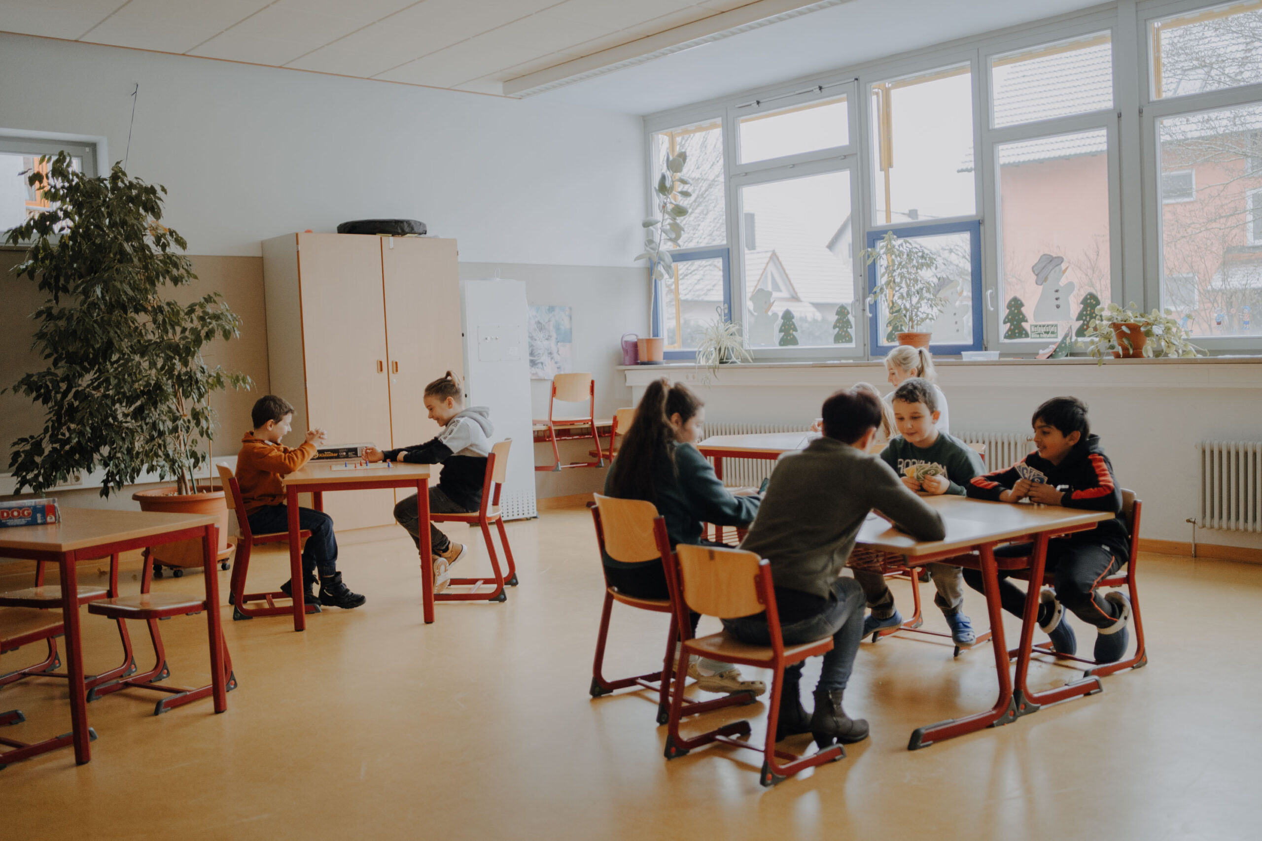 Kinder im Klassenzimmer